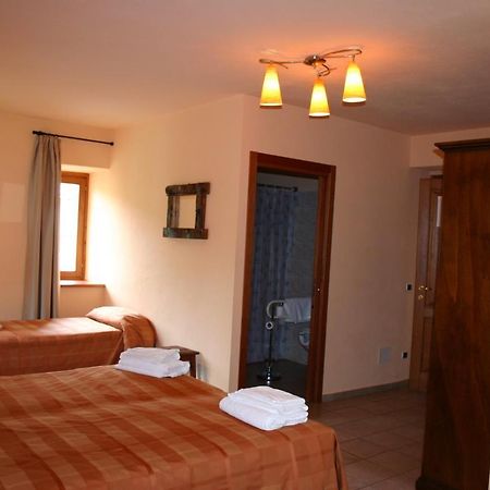 Hotel La Ginestra Cesana Torinese Kültér fotó
